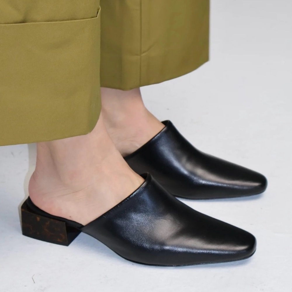 Maguire Black Leather Mules